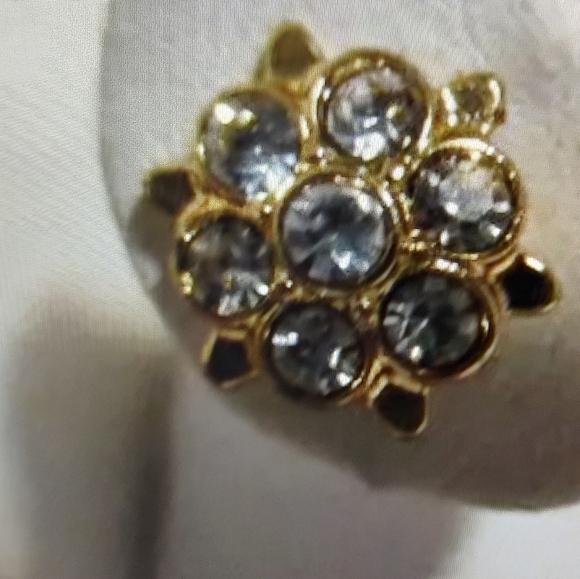 Avon Golden Egg Necklace and Earring Gift Set - Picture 2 of 7